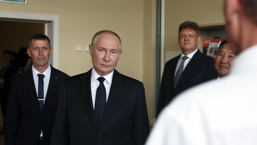 Путин назвал поддержку бойцов СВО залогом будущих побед Путин назвал поддержку бойцов СВО залогом будущих побед