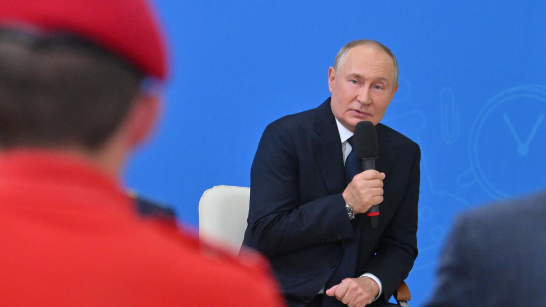 Путин рассказал, на что рассчитывали бандиты, напавшие на Курскую область Путин рассказал, на что рассчитывали бандиты, напавшие на Курскую область
