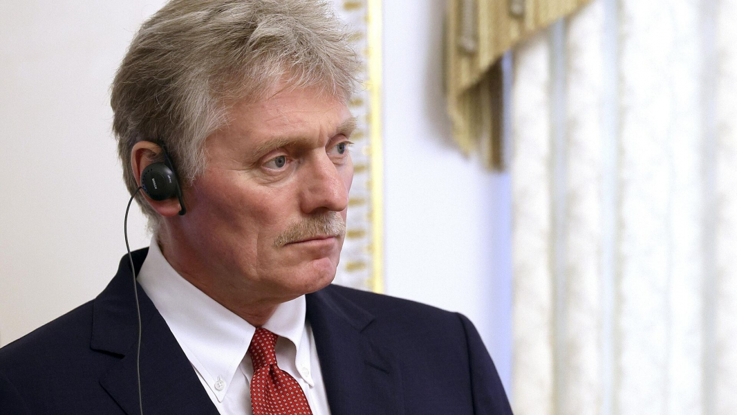 Песков переадресовал Минобороны вопрос об ударе по судну с зерном в Черном море